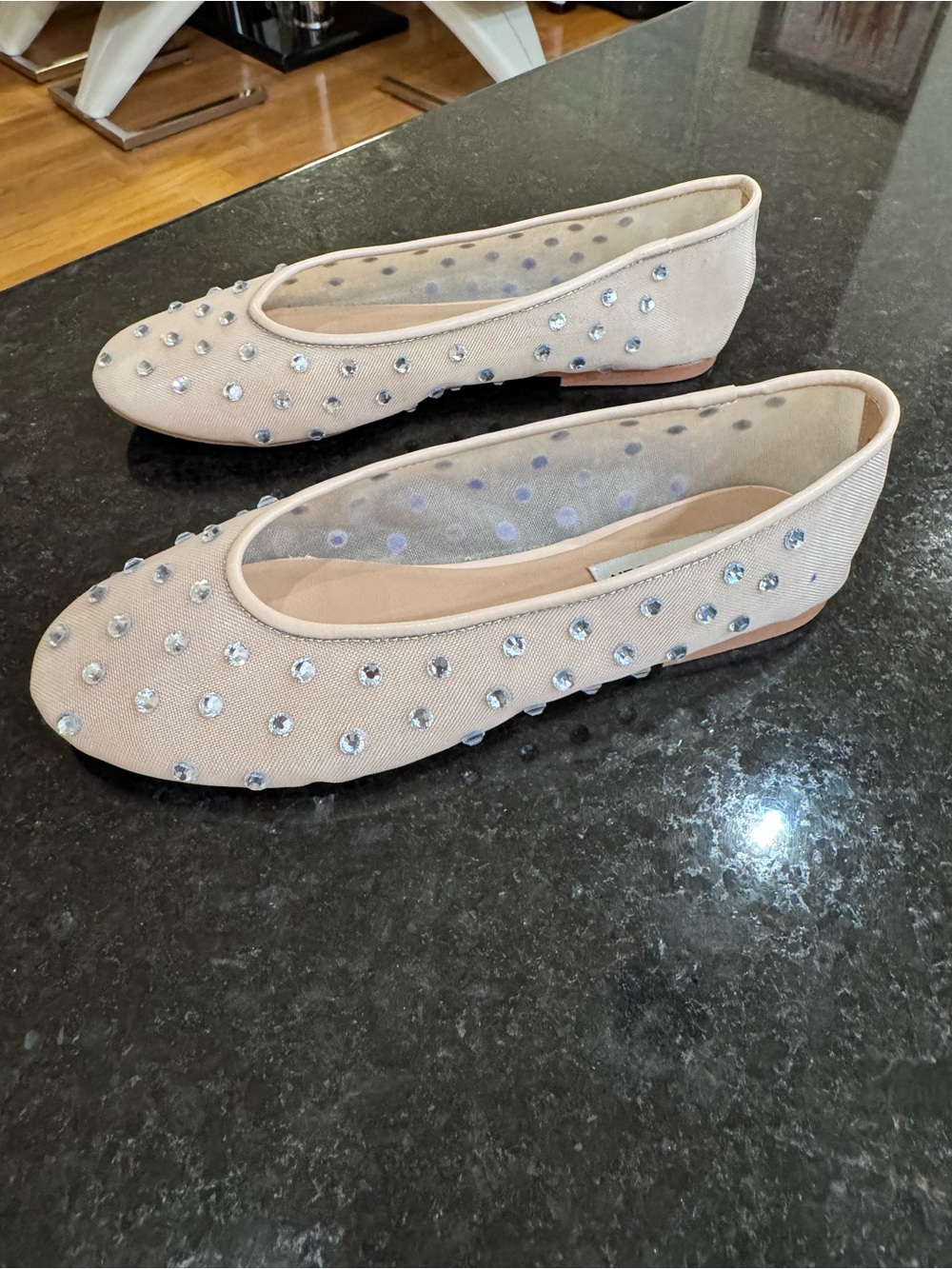 Steve Madden Viv Natural Rhinestone Flats Size 6 - Picture 6 of 8